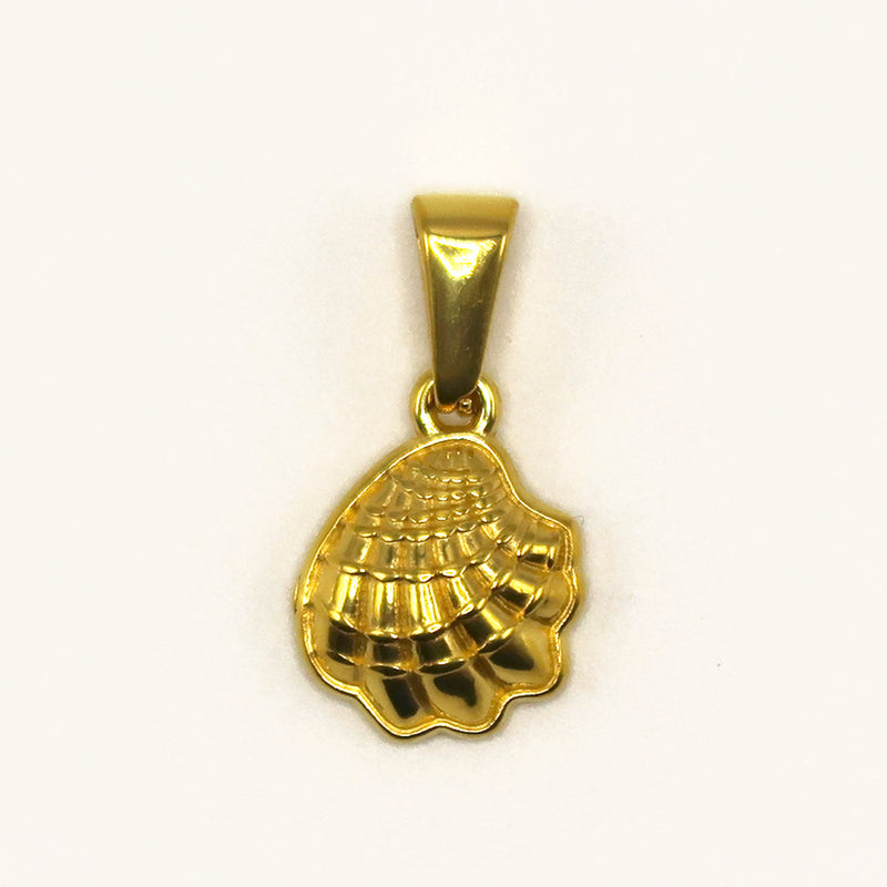 Gold Scallop Shell charm
